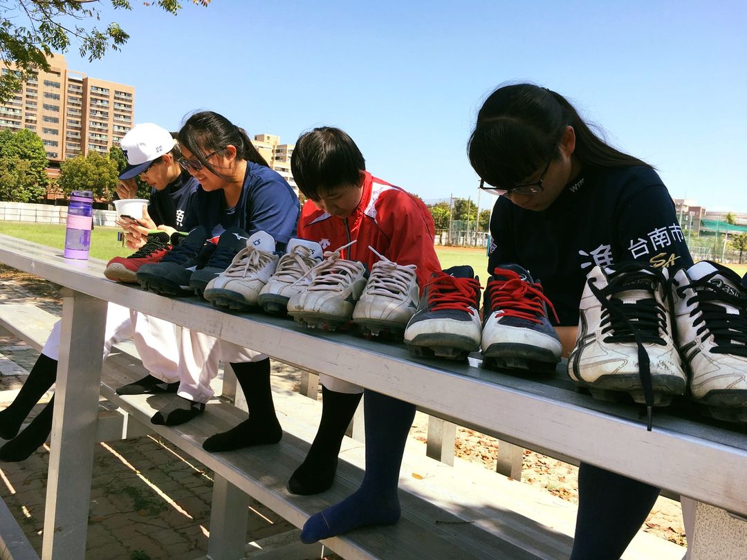 臺南漁光 Lightning 女子棒球隊