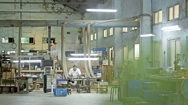 watch inxtinct 214p45 01