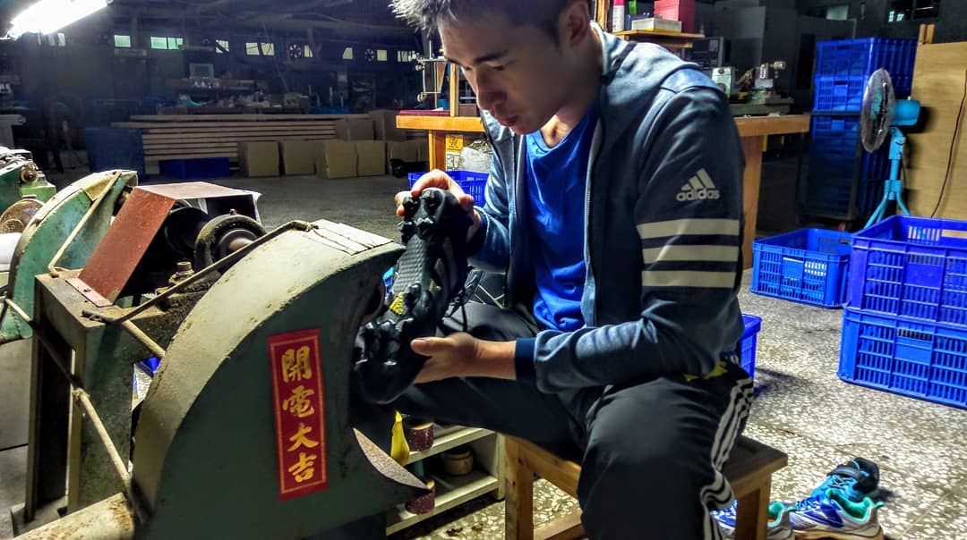 足球鞋改釘與鞋墊使用心得分享推薦